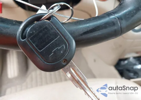 2011 Chevrolet Aveo 2Lt from USA, damaged, VIN KL1TG5DE0BB259761